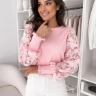 Bluzki z długim rękawem w eleganckiej garderobie