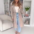 Neutralne kolory, wielki efekt – stylizacje w odcieniach beżu, ecru i kremu