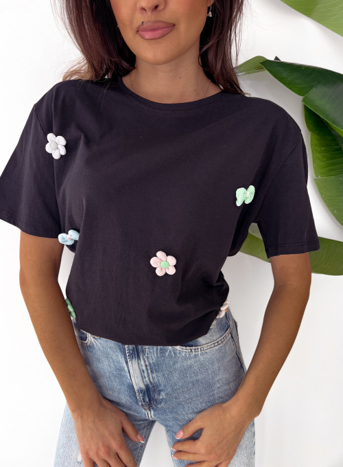 T-shirt w kwiaty czarny 1