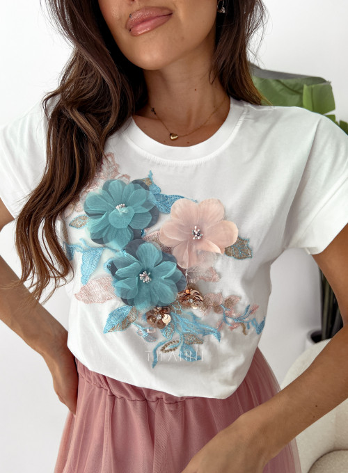 T-shirt w kwiaty 1