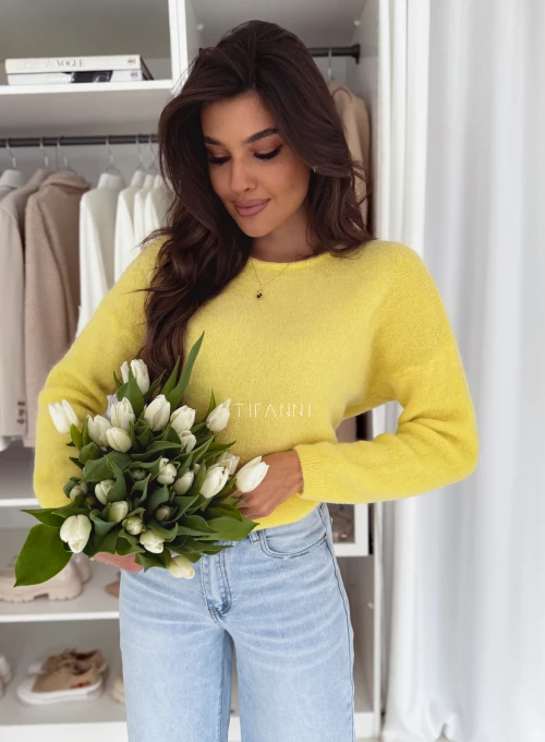 Sweter z delikatnego chmurkowego materiału z dodatkiem baby alpaka Melani pudrowo cytrynowy