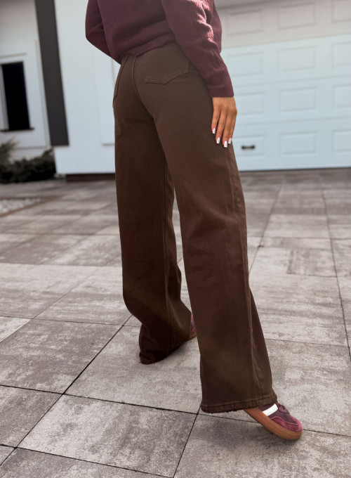 Spodnie jeansowe proste czekoladowe Larisa 9