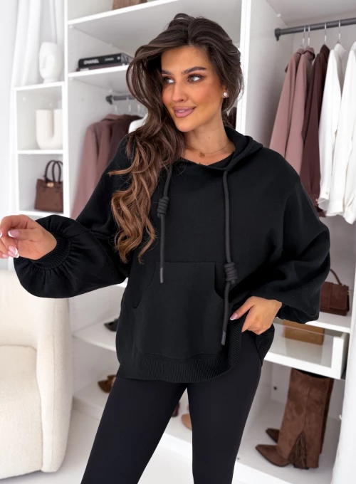 Sweterek wiskozowy z kapturem czarny Karmen 3