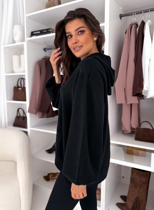 Sweterek wiskozowy z kapturem czarny Karmen 5