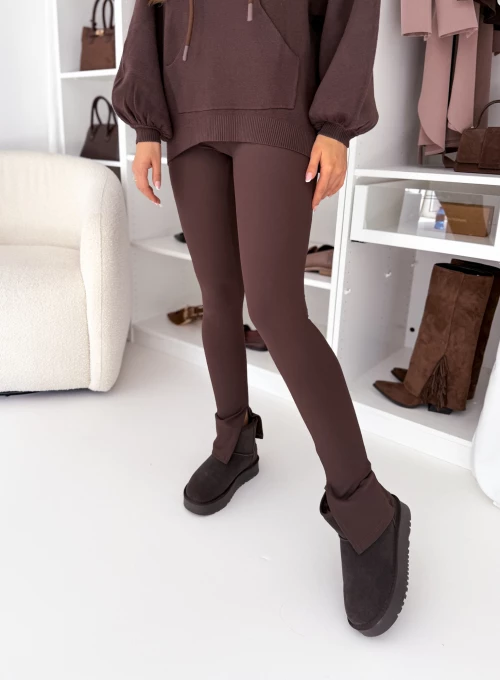 Leginsy czekoladowe prążkowane Daniele