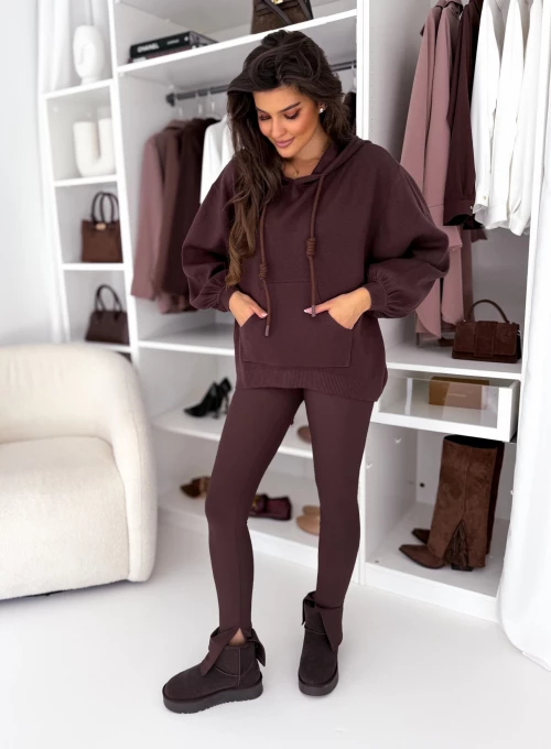 Leginsy czekoladowe prążkowane Daniele 3