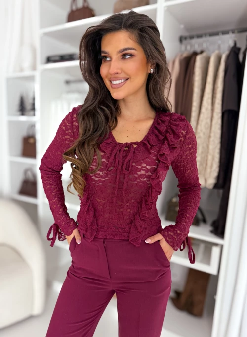Bluzka koronkowa z ozdobnym dekoltem bordowa Dalia