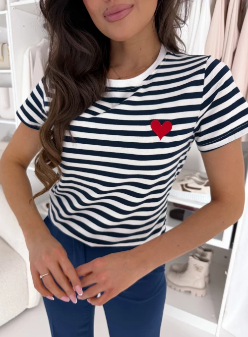 T-shirt w granatowe paski i wyszytym sercem Rio 1
