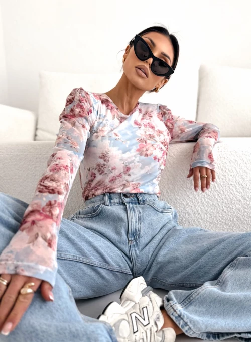 Dopasowana bluzka siateczkowa z kwiatowym motywem Terra błękitna