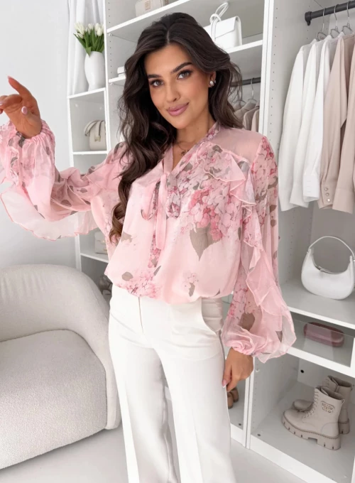 Modne bluzki wiosenne z Tifanni Butik – odkryj nowości na nadchodzący sezon!