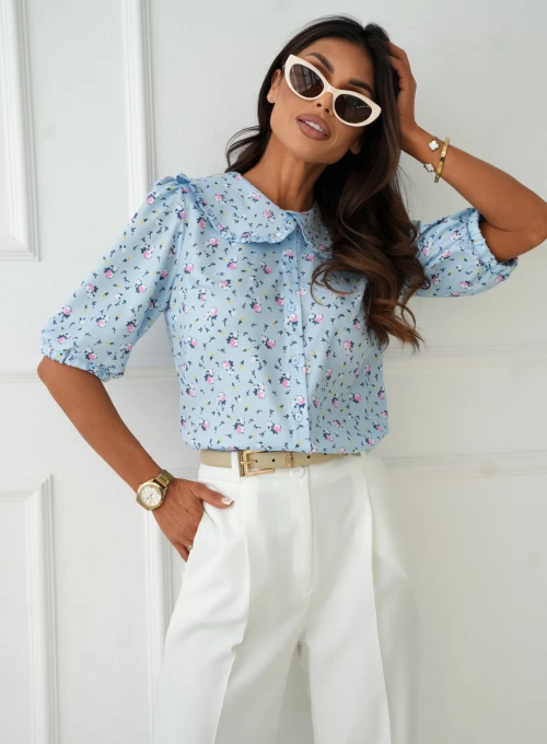 Koszula z kołnierzem retro i bufkami Alice błękitna łączka