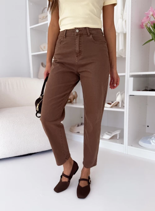 Spodnie jeansowe typu Mom Fit czekoladowe Lucy