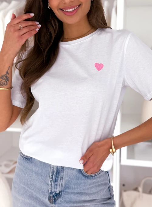 Bawełniany t-shirt z wyszytym, różowym sercem biała Lorena 1