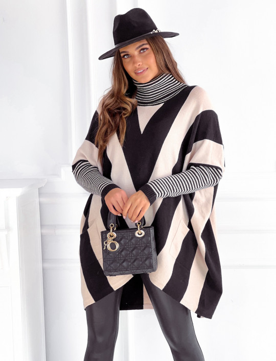 Sweter oversize Adria biały & beż
