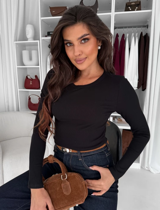 Bluzka swetrowa Rabi Basic czarna