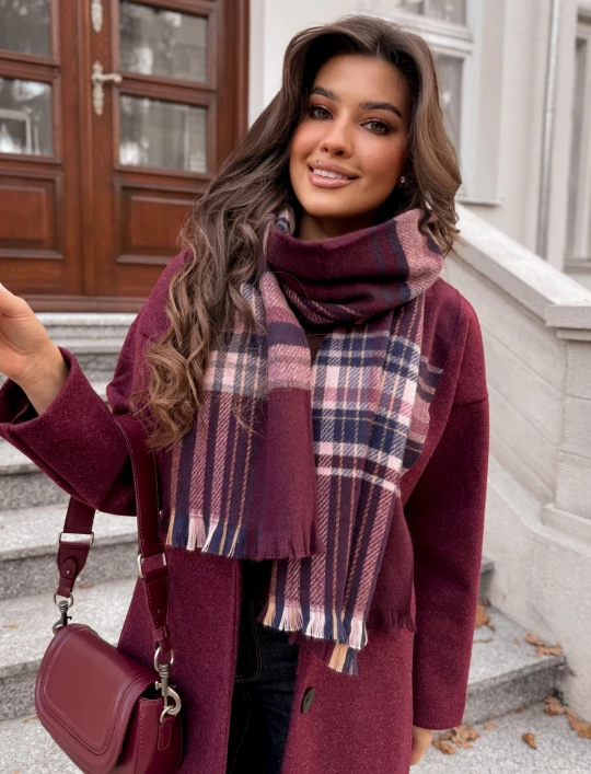 Szal Meri w krate burgundowy
