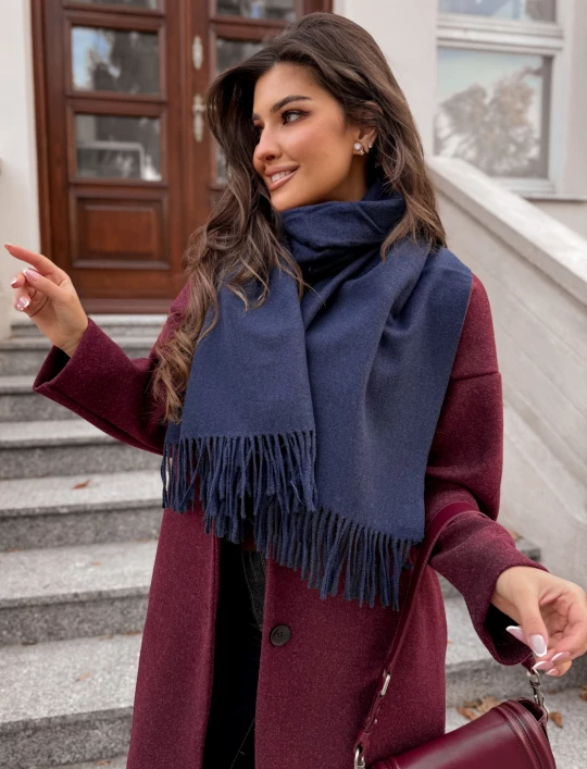 Szal Noelle granatowy