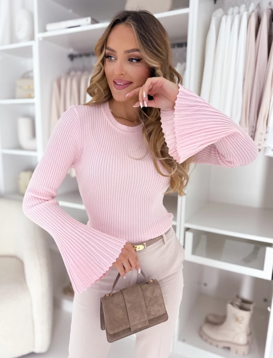 Bluzka prążkowana z modnym dzwonkowym rękawem Elsi pudrowy róż