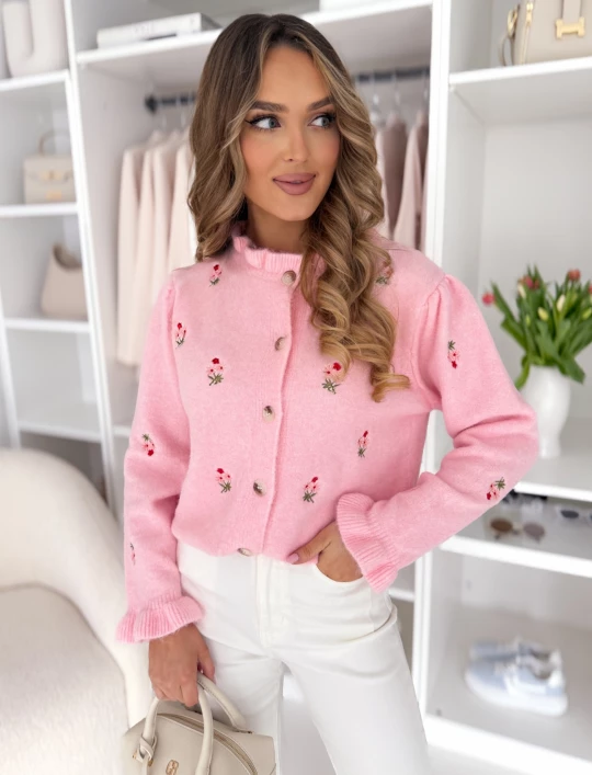 Sweter Azalia z falbanką i haftowanymi kwiatkami pudrowy